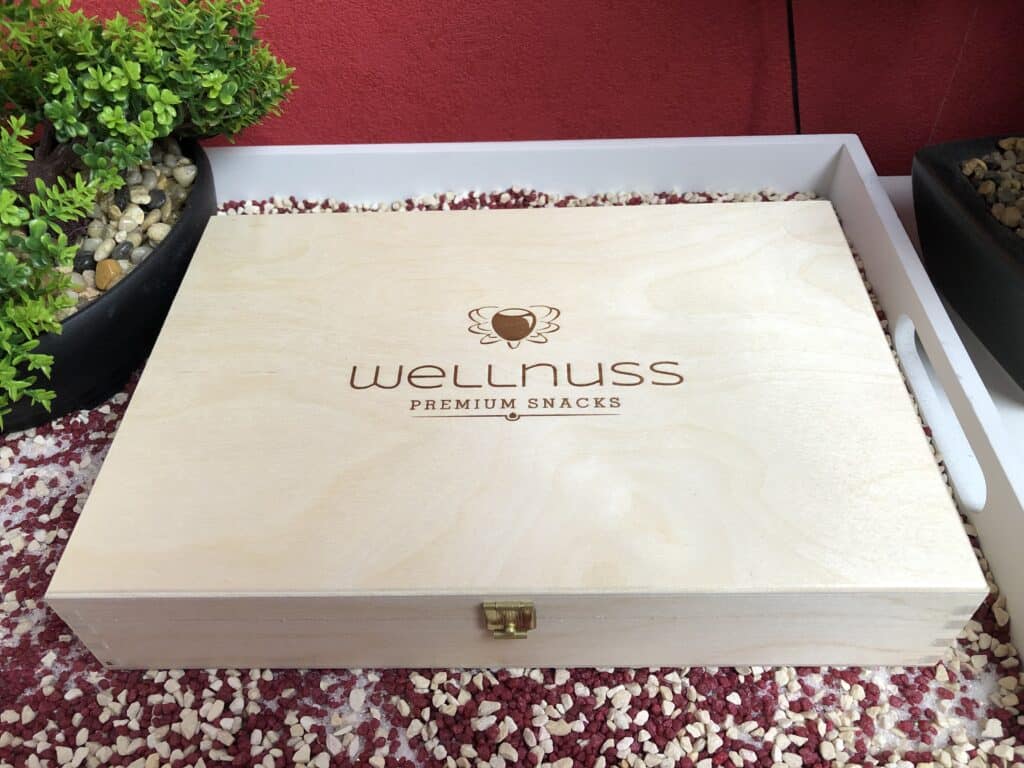Die Birkenholz-Box von Wellnuss Premium Snacks