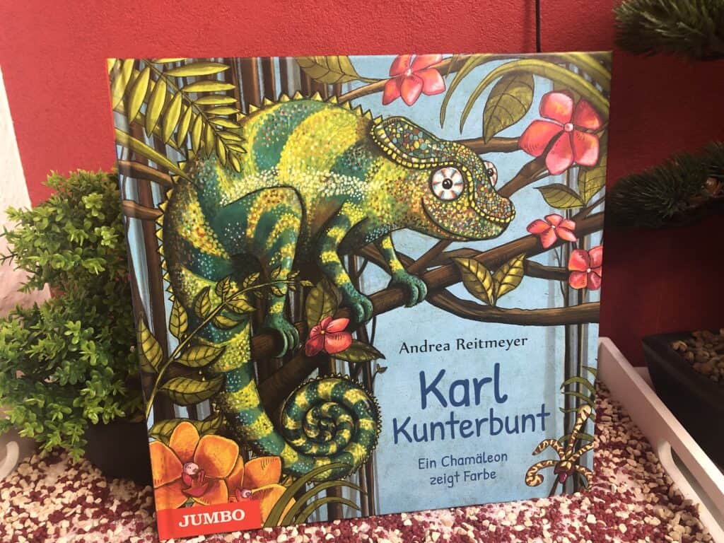 Das Kinderbuch Karl Kunterbunt - ein Chamäleon zeigt Farbe