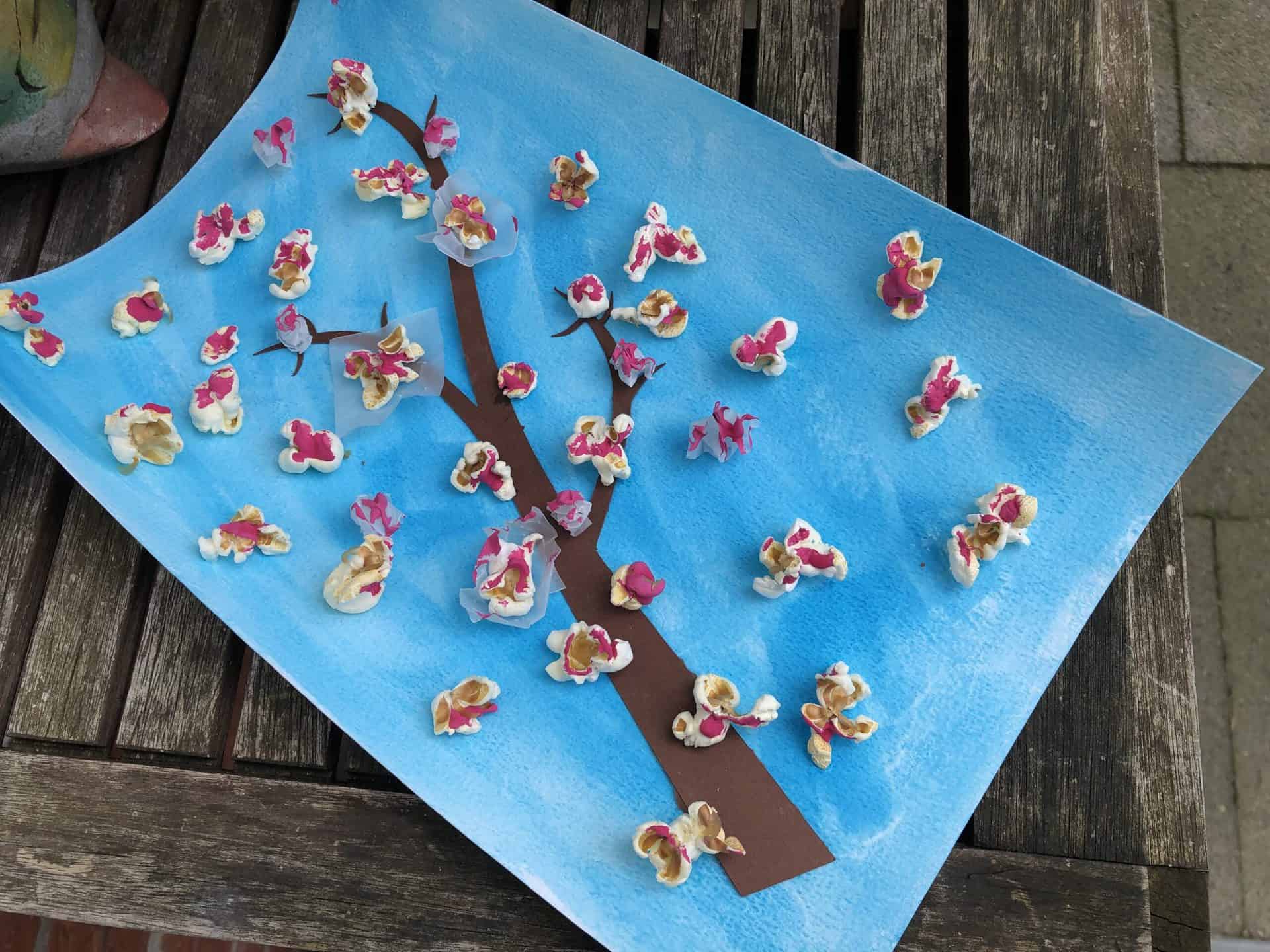 Der Mandelblütenbaum aus der SchereStiftPapier-Deine Bastelkiste