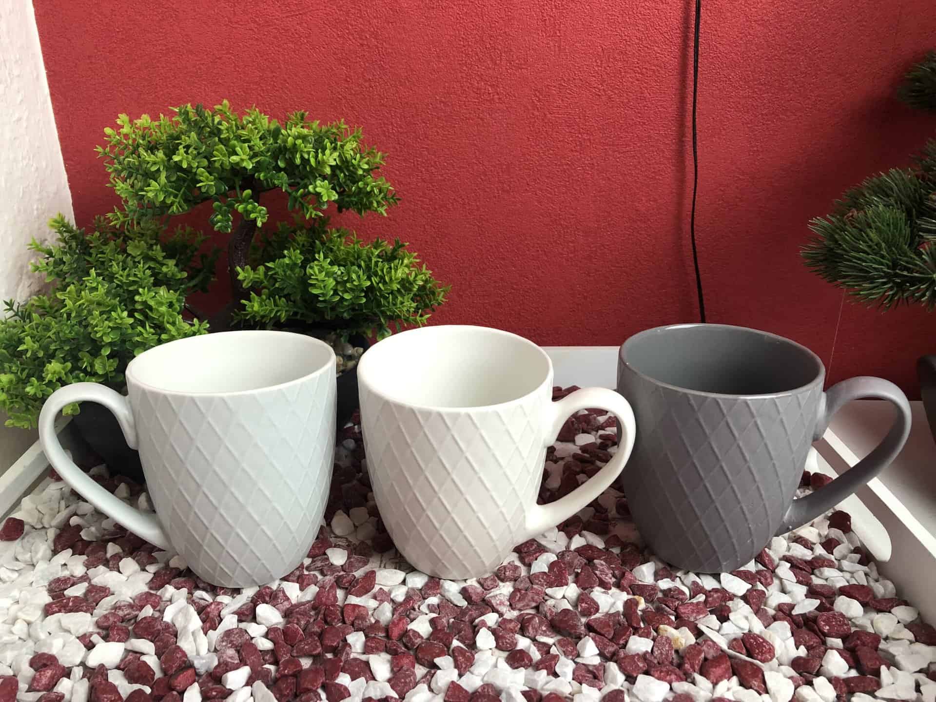 Das MiaMio 6er Kaffeetassen Set in weiß bis grau