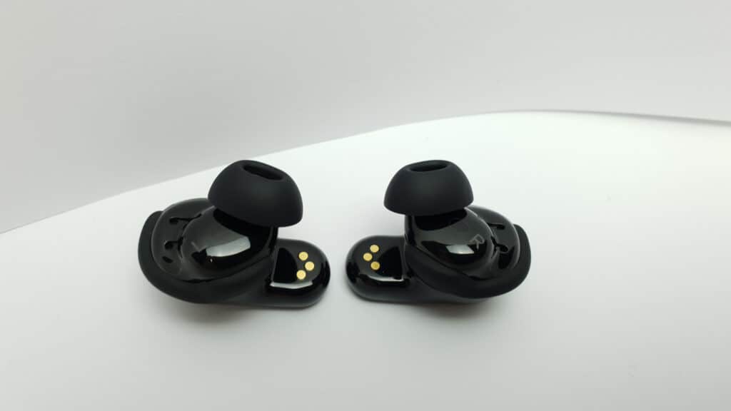 Die Ohrstücke der BOSE QuietComfort Earbuds II True Wireless