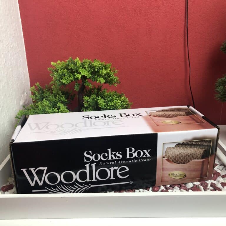 Die The good things Woodlore Sockenbox