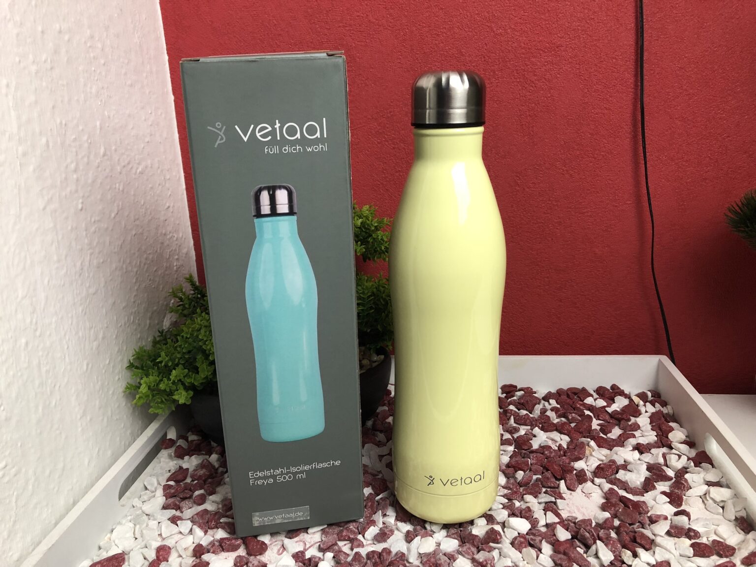 Meine Vetaal Edelstahl-Isolierflasche Freya in Pastellgelb