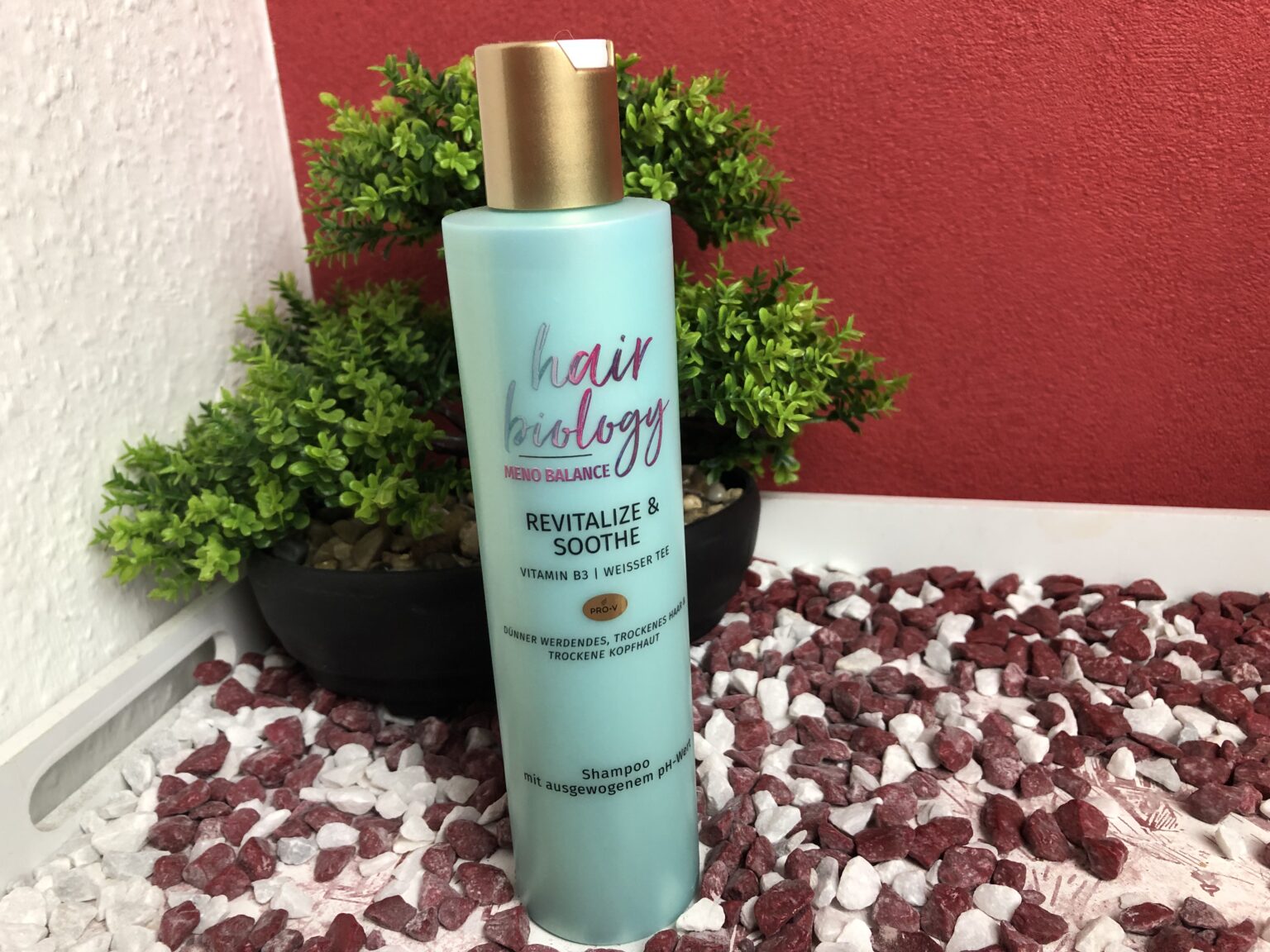 Das Hair Biology Meno Balance Shampoo