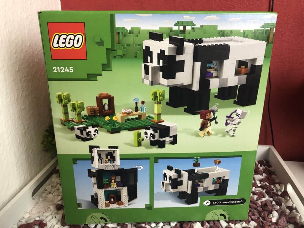 Die Rückseite des Kartons des LEGO 21245 Minecraft Pandahaus