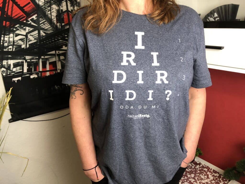 Das T-Shirt „Iridiridi"