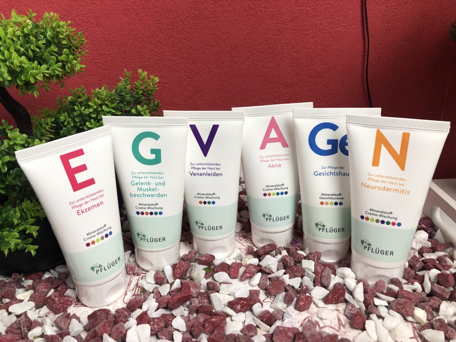 Die verschiedenen Pflüger Mineralstoff Creme Mischungen