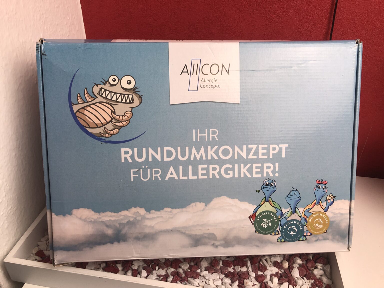 Sehr süß verpackt die Allcon Encasing