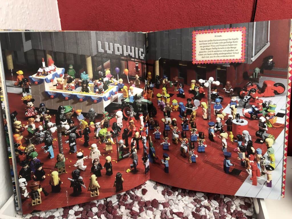 Das Wimmelbuch der Lego Steine, Karneval