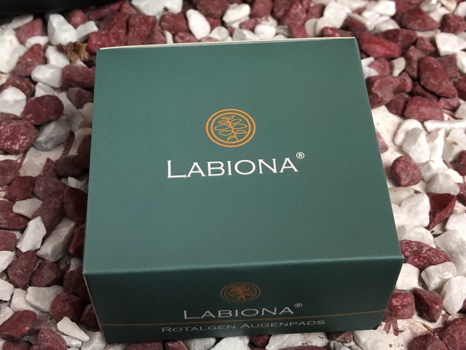 Die Labiona Rotalgen Augenpads