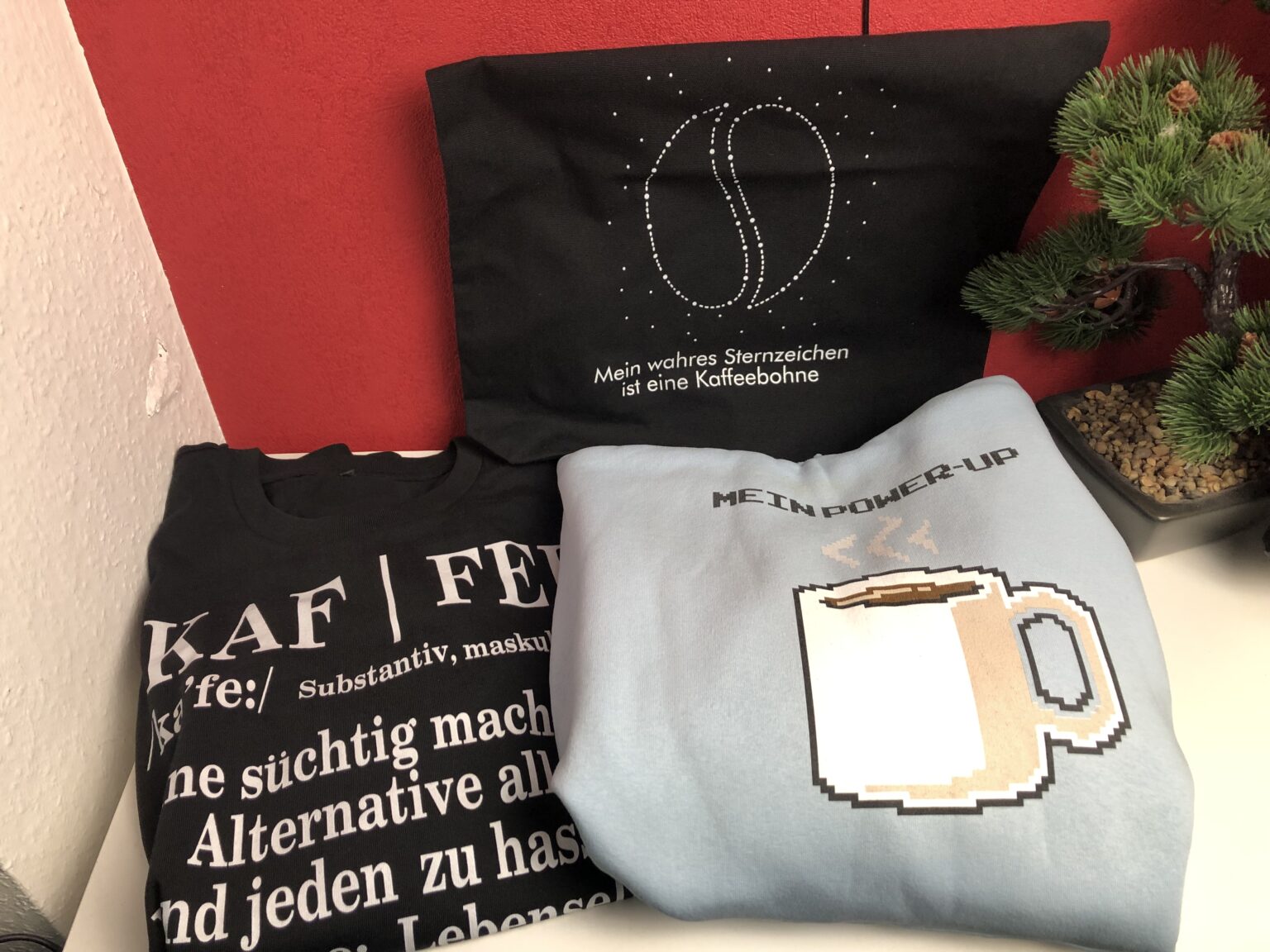 Mein Hoodie, T-Shirt und Jutebeutel von Coffeestyles
