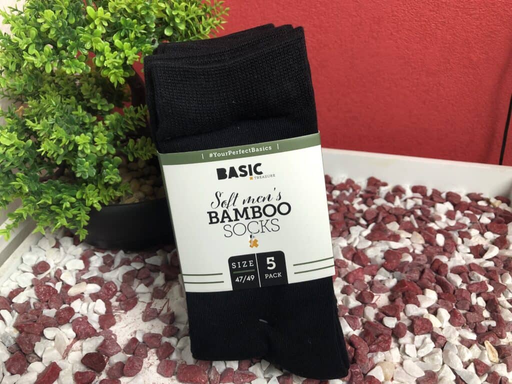 Die Basic Treasure Bambus Socken in Schwarz