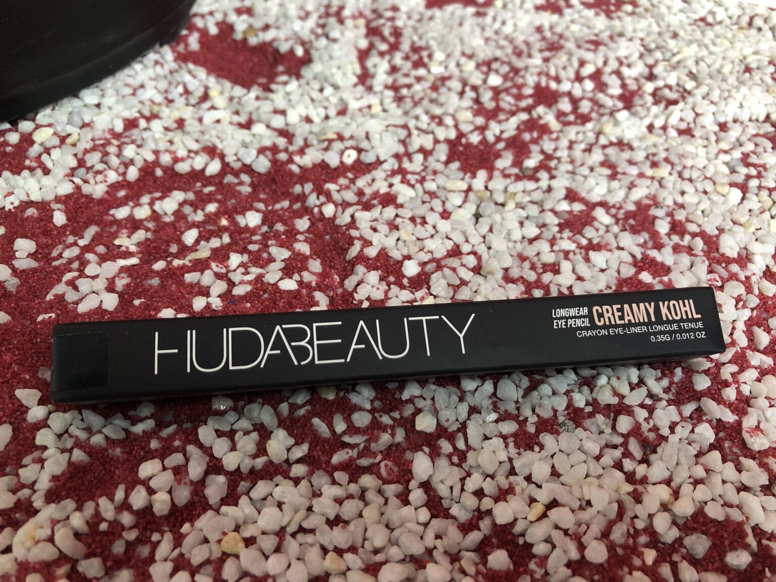 Mein Huda Beauty Cremiger Kajalstift in Schwarz