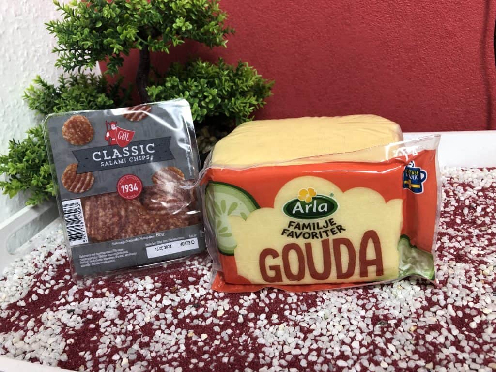 Der Gouda und die Salami Chips aus dem Schweden-Markt