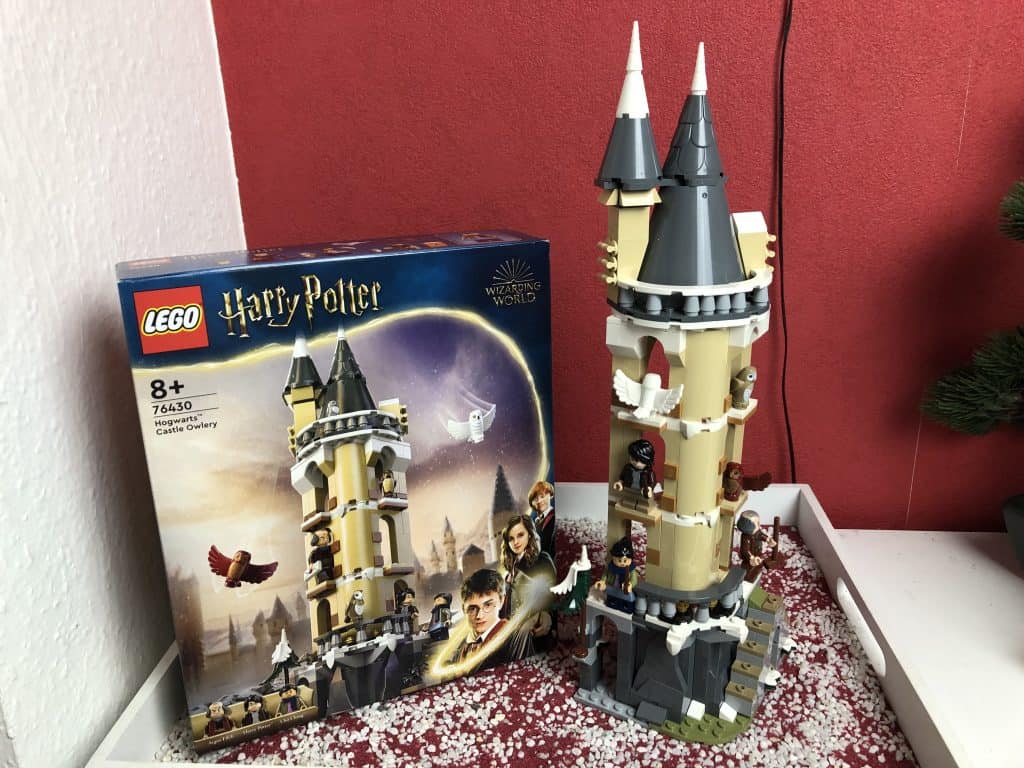 Lego Harry Potter Eulerei auf Schloss Hogwarts fertig aufgebaut