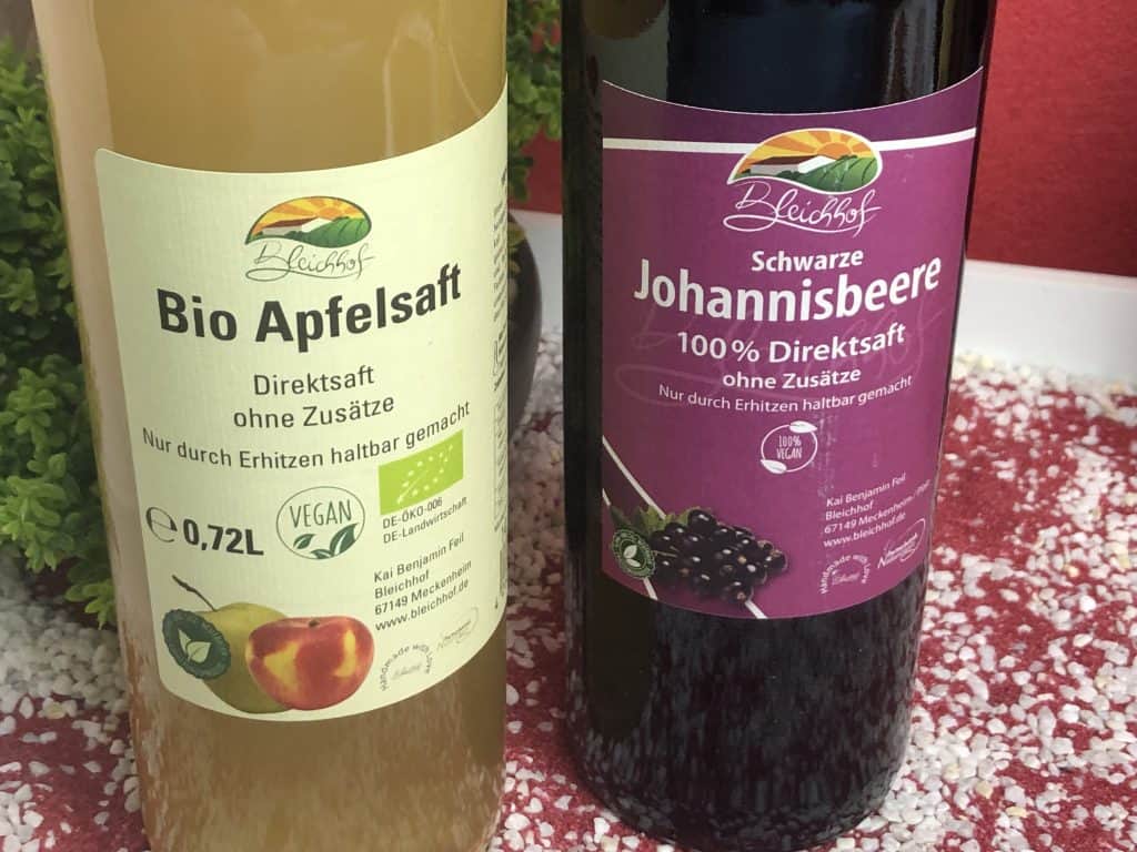 Bio Apfelsaft sowie der schwarze Johannisbeersaft vom Bleichhof Pfalz