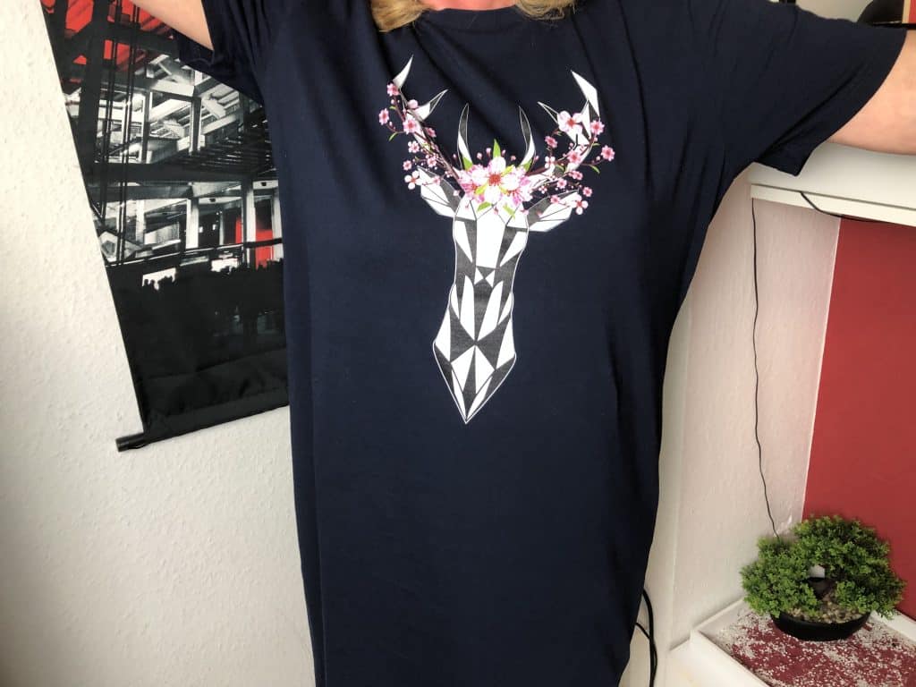 Das Runental T-Shirt Kleid getragen