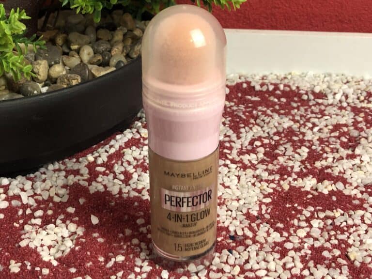 Der Maybelline Perfector Glow 4 in 1