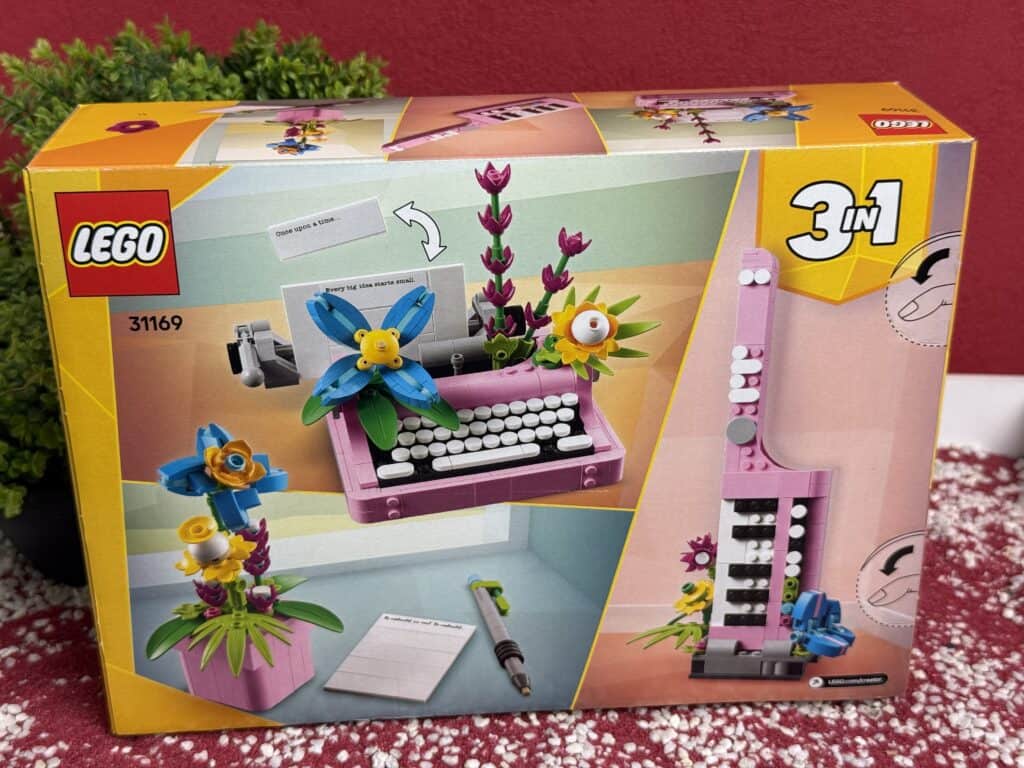 Hier seht ihr die drei Modelle des Lego Creator Sets Schreibmaschine