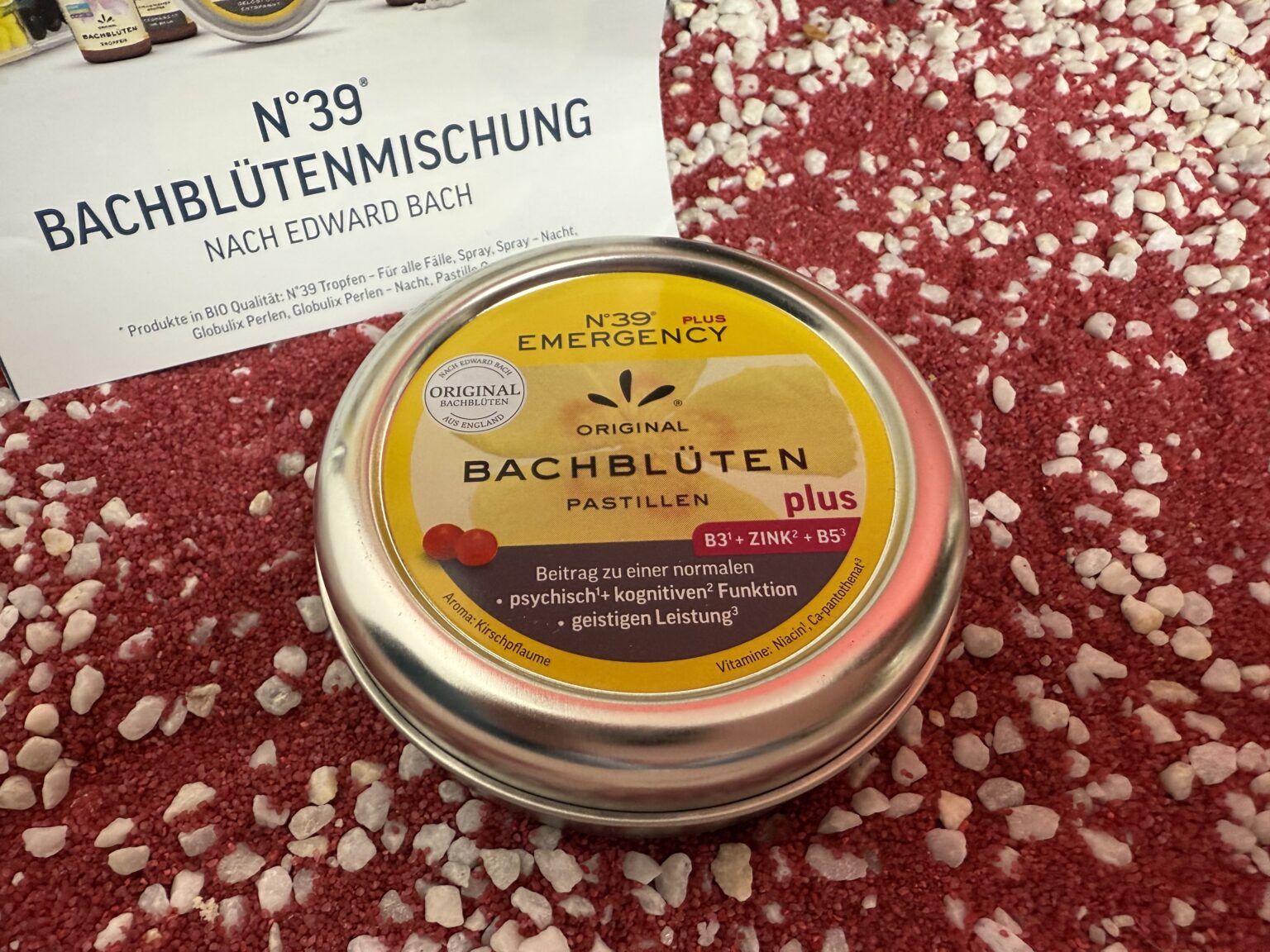 Die Lemon Pharma Bachblüten Pastillen in der Geschmacksrichtung Kirschpflaume