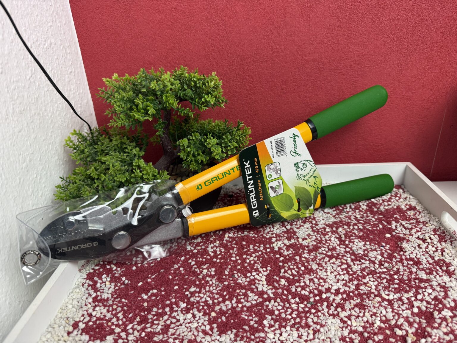Die SR Werkzeuge Grizzly Astschere