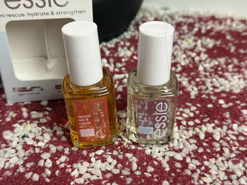 Das Essie Advanced Routine Set