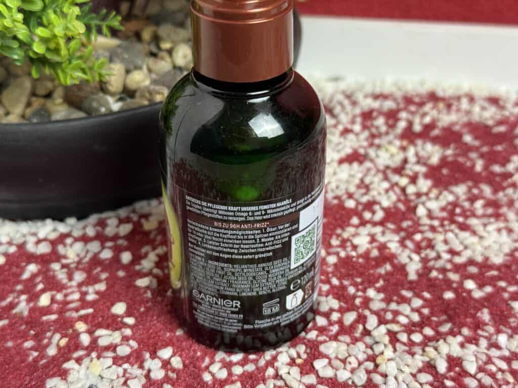 Die Informationen auf der Flasche