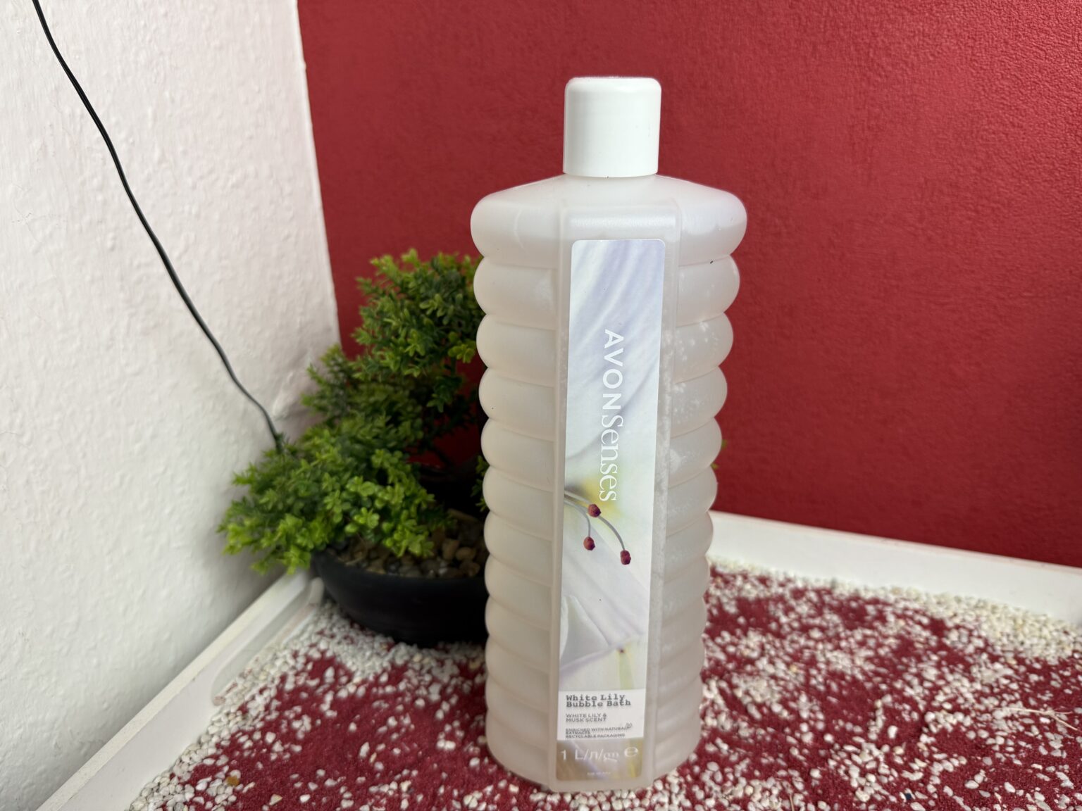 Mein Avon White Lily Schaumbad
