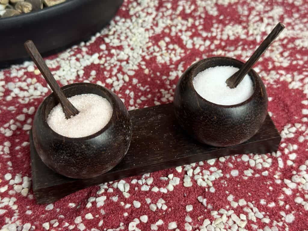 Das Fischers Lagerhaus Gewürzbehälter Duo mit Salz gefüllt