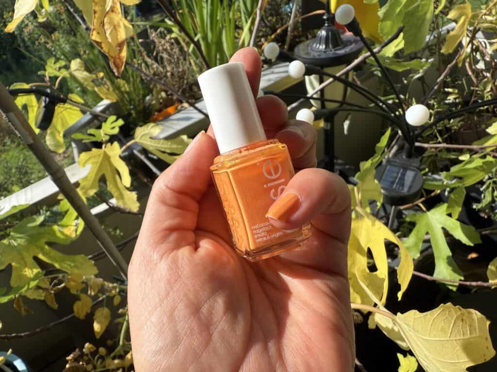 So sieht die Farbe aufgetragen aus, mit zwei Schichten