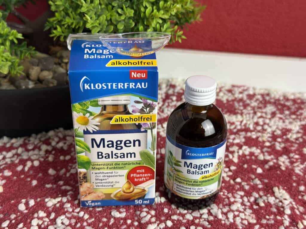 Hier seht ihr die kleine Flasche von dem Klosterfrau Magen Balsam
