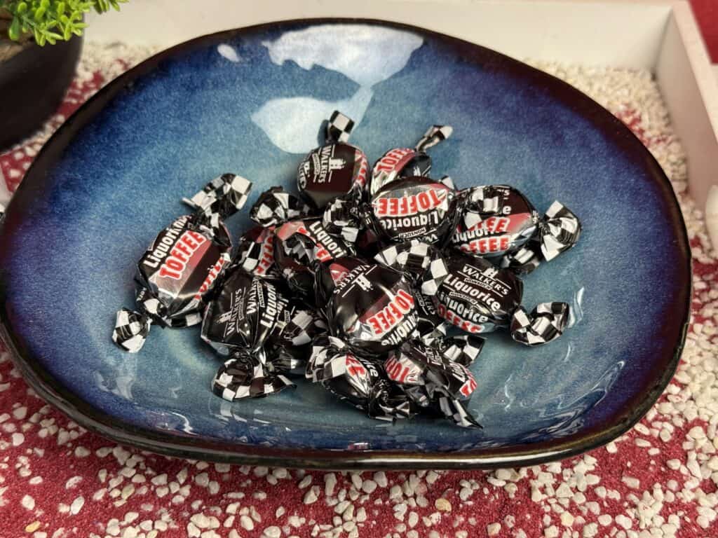 Sie machen süchtig, die Walker's Nonsuch Liquorice Toffees