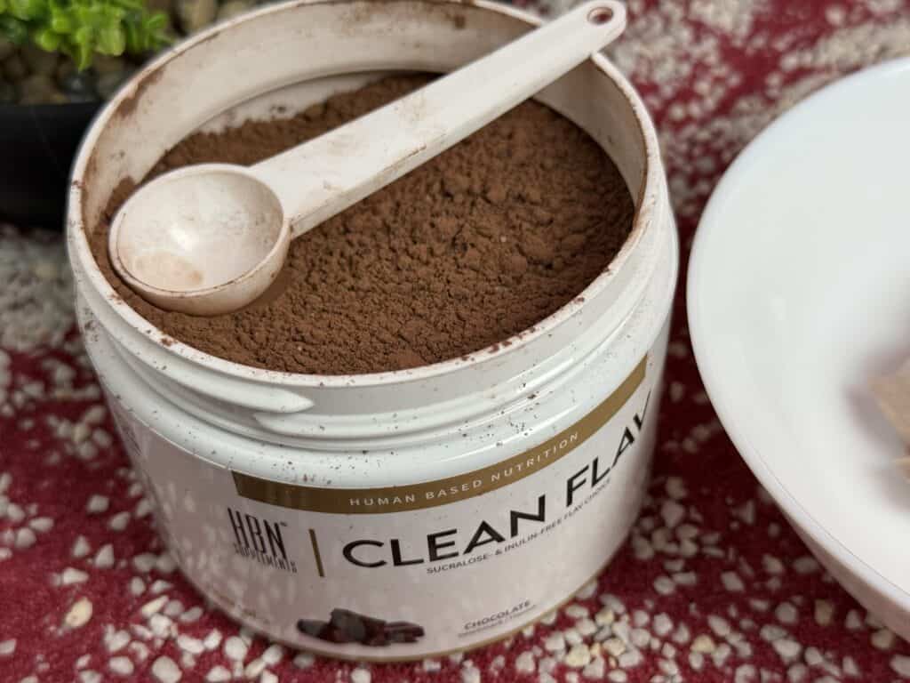 Soe sieht das HBN Clean Flav in der Sorte Chocolate aus