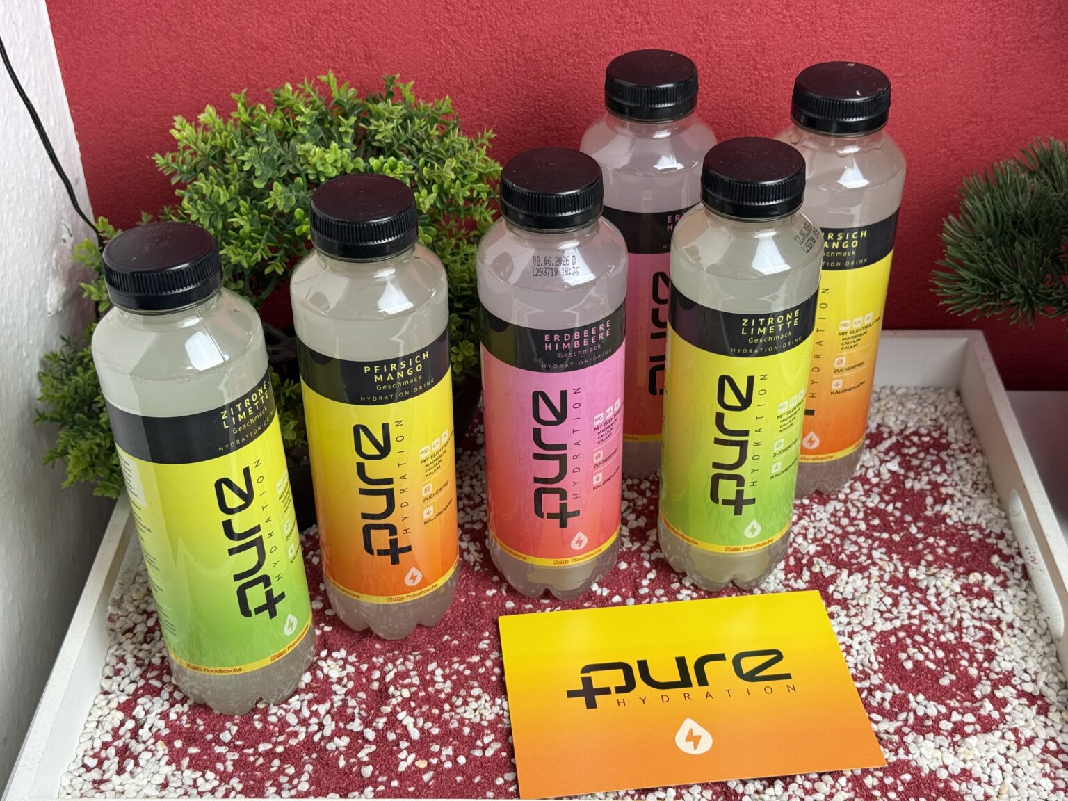 Der Pure Hydration Sportdrink in drei Sorten