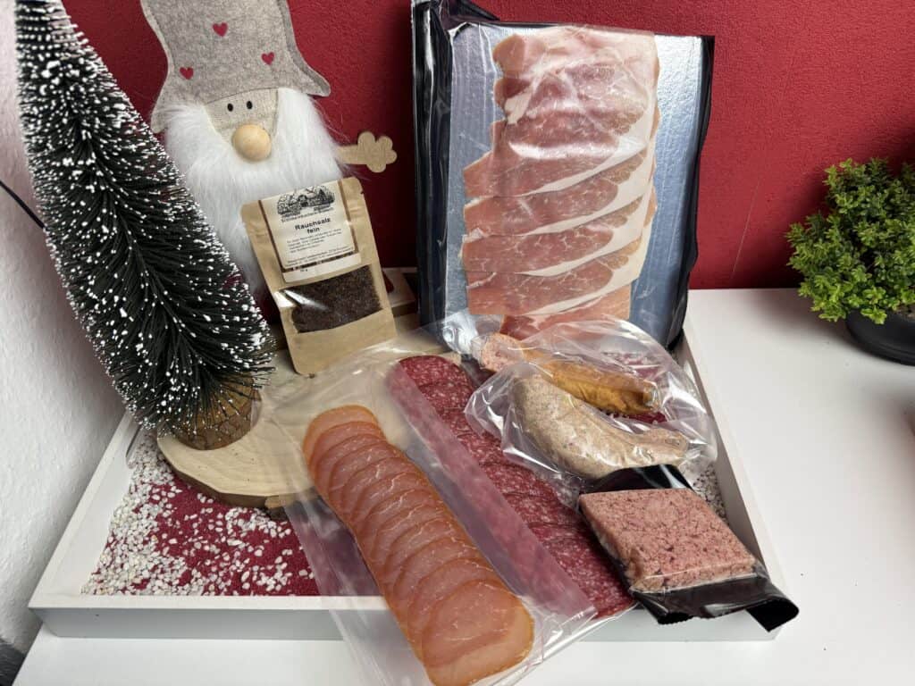 Das ist der Inhalt aus der Schlemmertüte der Schinkenräucherei Braasch