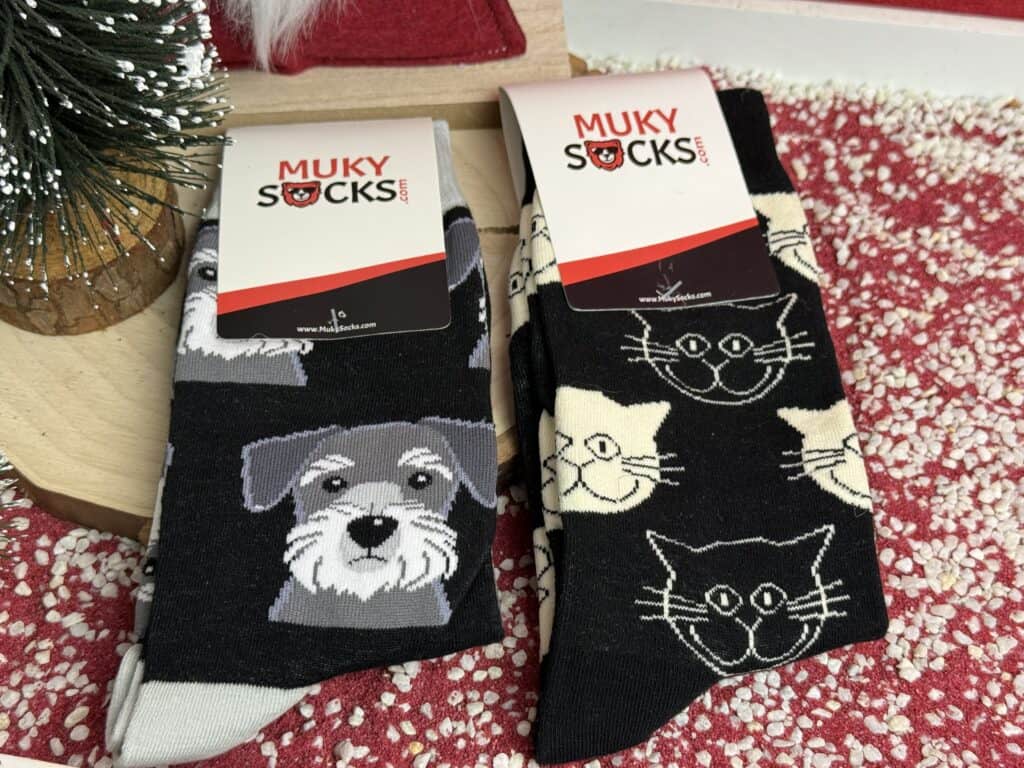 Meine MukySocks mit Hund- und Katzen Motiv