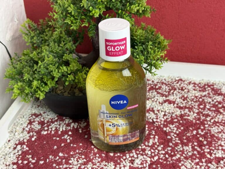 Das Nivea Mizellenwasser Skin Glow