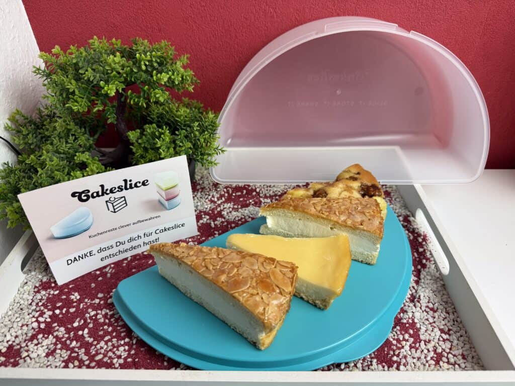 Der Cakeslice in Türkis mit Kuchen