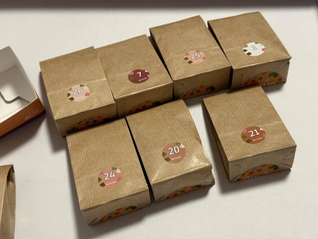 In solchen liebevollen Tütchen befinden sich die Brixio Klemmbausteine