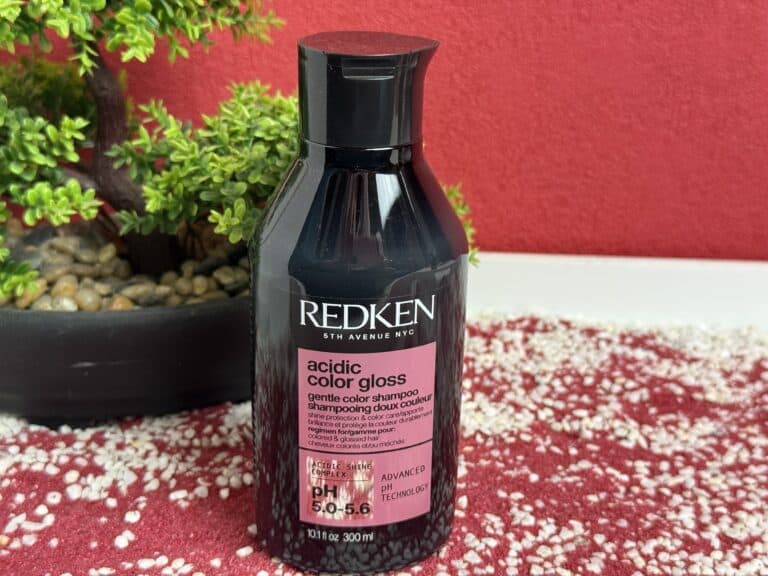Das Redgen Acidid Color Gloss Shampoo