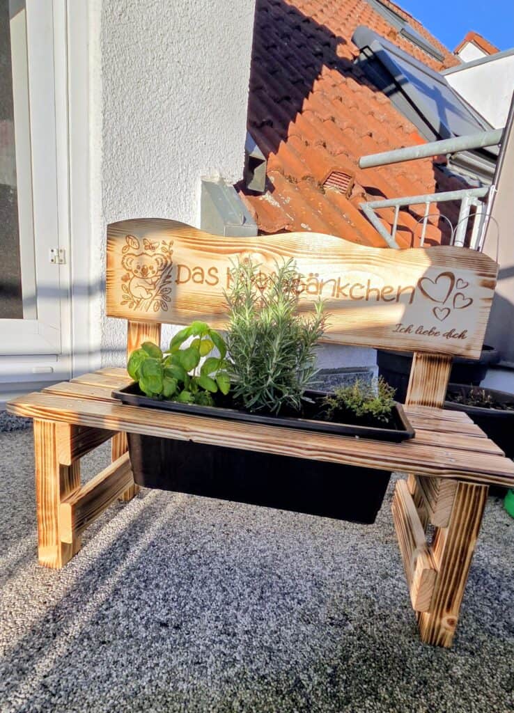 Das KlaSa Kreativwerkstatt großes Blumenbänkchen