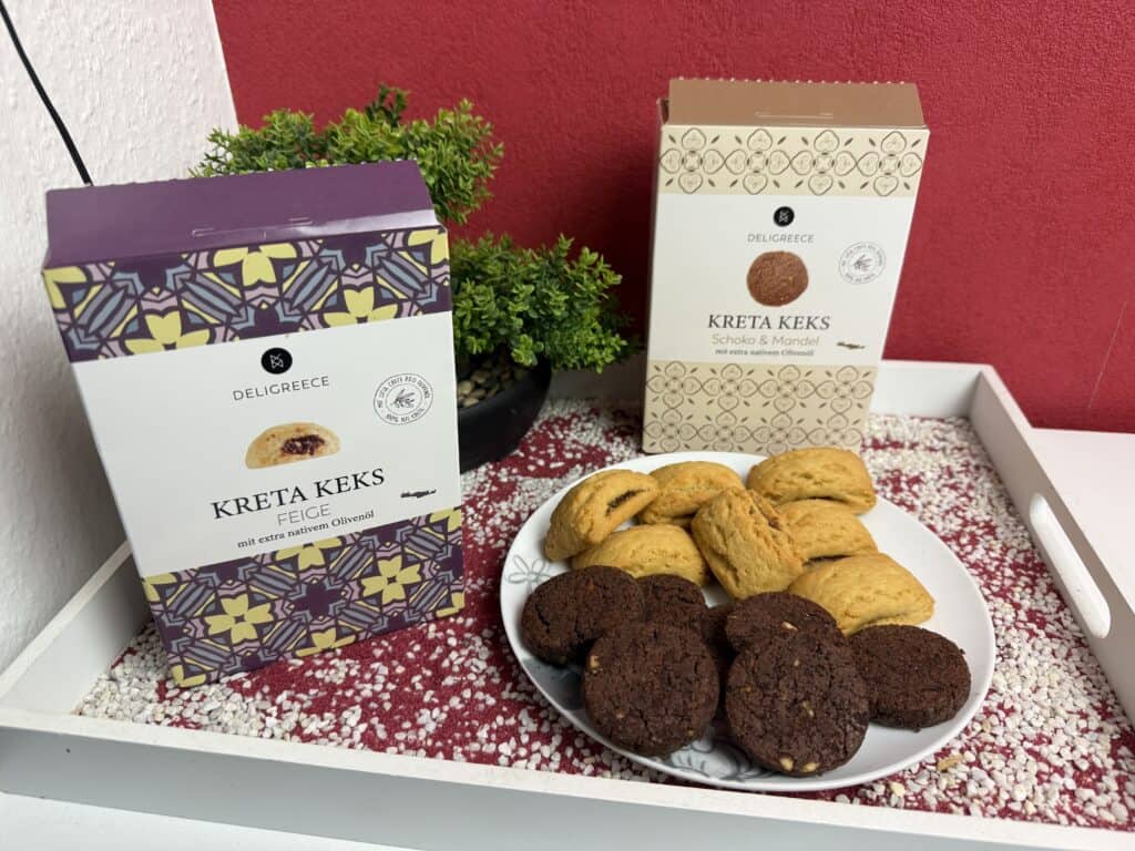 Die beiden Sorten von Die DeliGreece Kreta Kekse