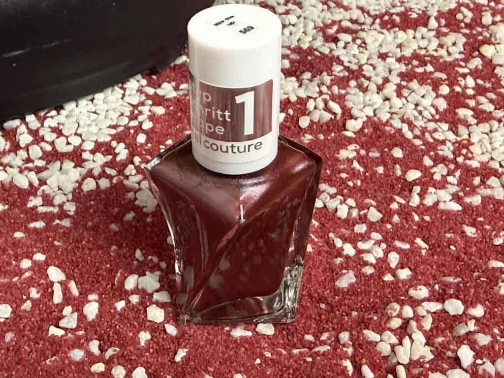 Der Essie Liquid Diamonds 569 size me up